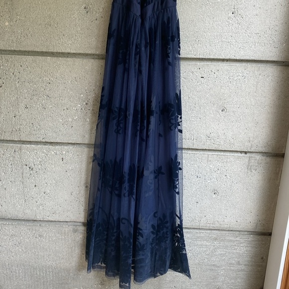 Simon’s Flocked Velvet Dress - Picture 11 of 11